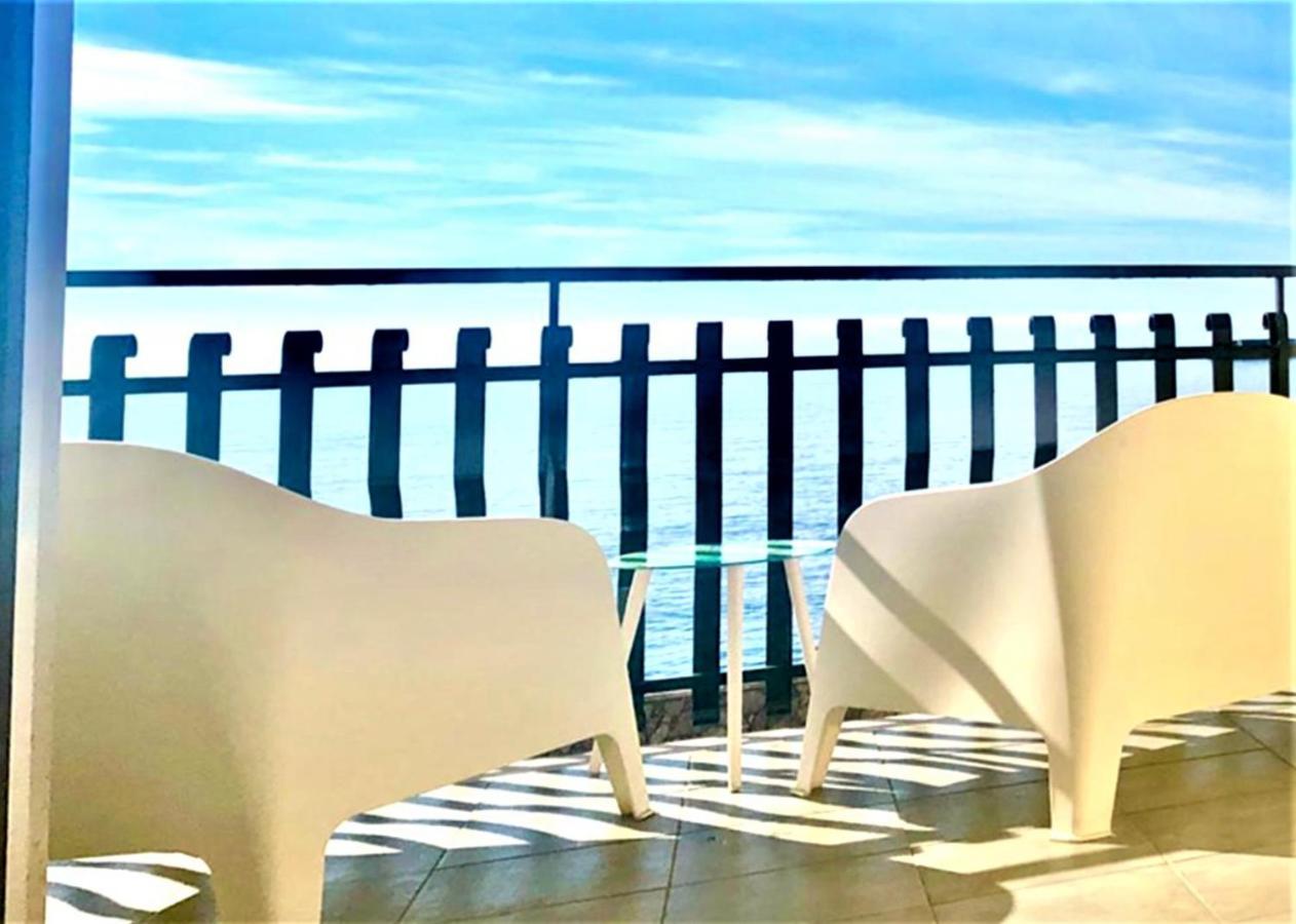 Appartement Vacanzenaxos - Casa Frontemare à Giardini-Naxos Extérieur photo