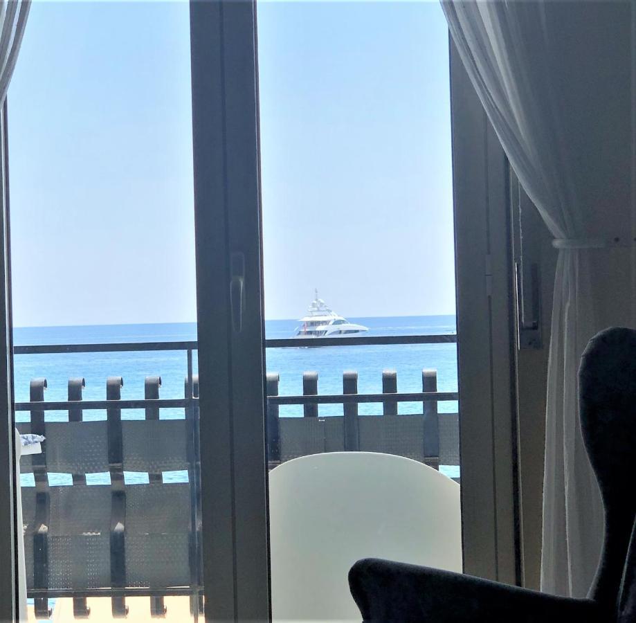 Appartement Vacanzenaxos - Casa Frontemare à Giardini-Naxos Extérieur photo